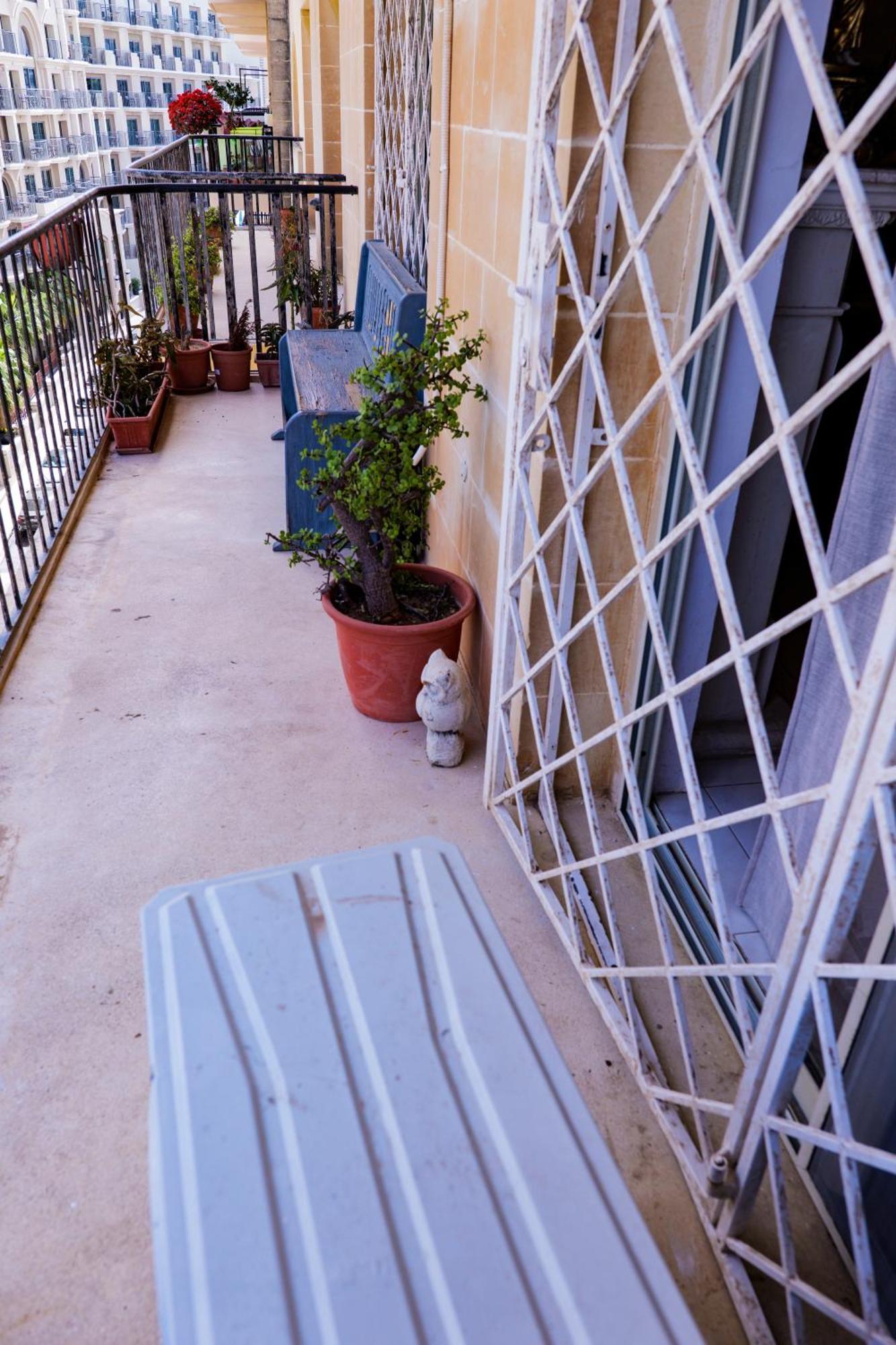 St Julians Balutta Bay Huge Flat! -2Min From Seafront Saint Julian's Exterior foto